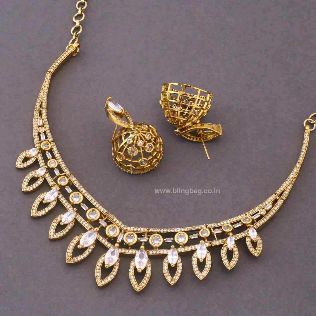 Golden Danielaa Victorian Jewellery Set- New Arrivals