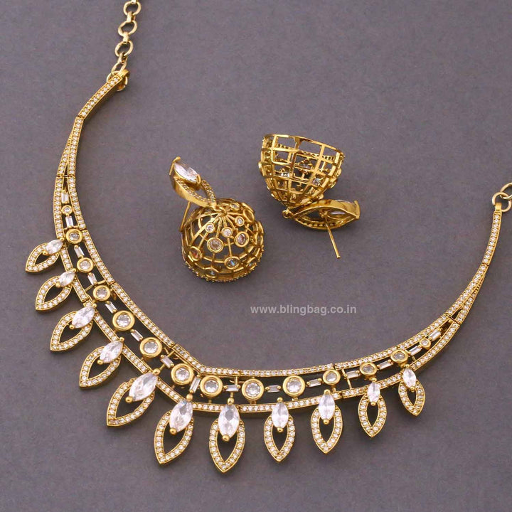 Golden Danielaa Victorian Jewellery Set- New Arrivals