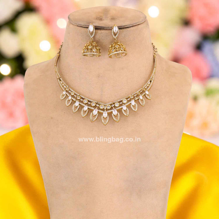 Golden Danielaa Victorian Jewellery Set- New Arrivals