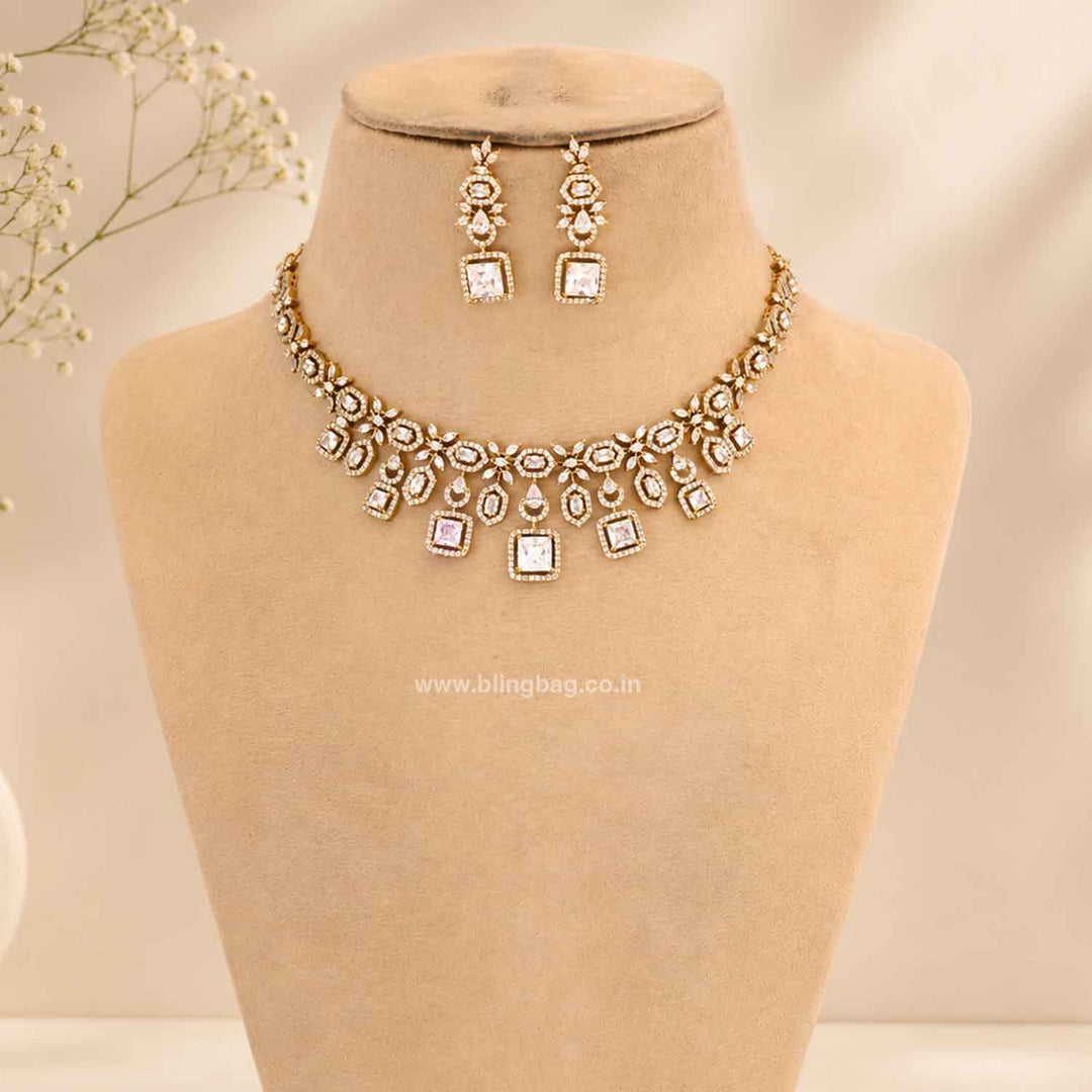 Golden Elisae Victorian Jewellery Set- New Arrivals