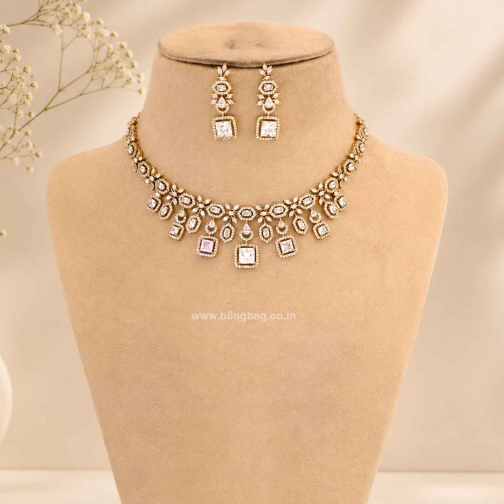 Golden Elisae Victorian Jewellery Set- New Arrivals