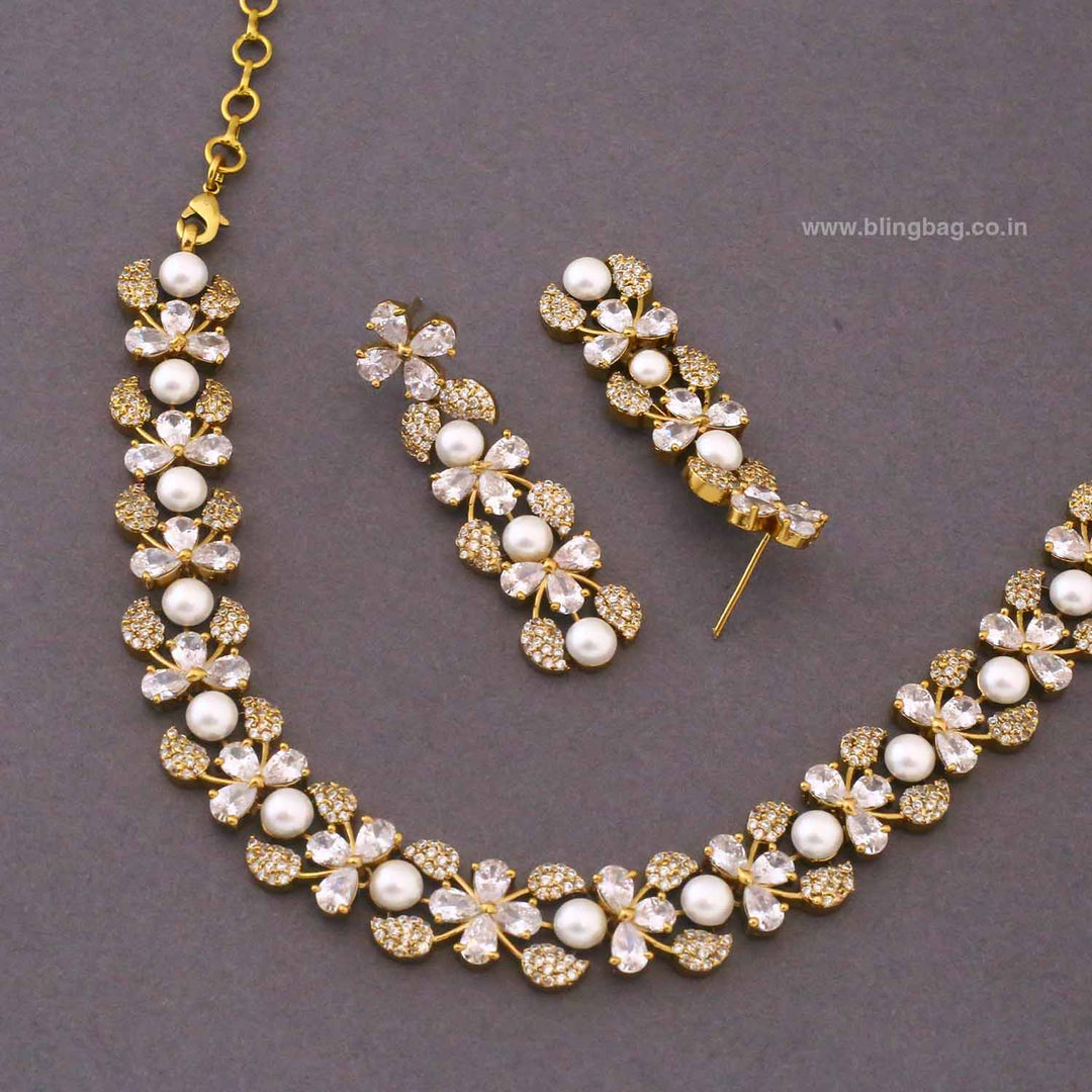 Golden Emmae Victorian Jewellery Set- New Arrivals