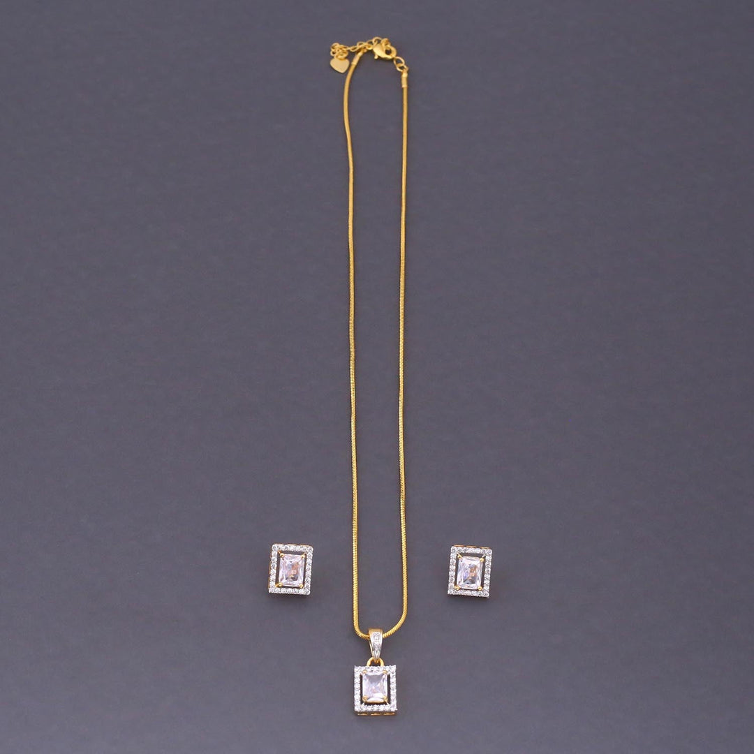 Golden Georgie Zirconia Pendant Set