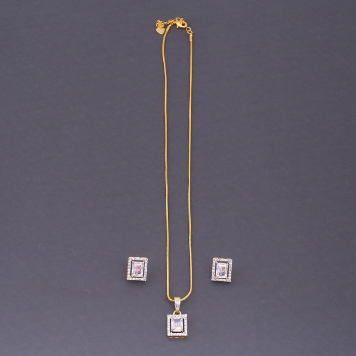 Golden Georgie Zirconia Pendant Set