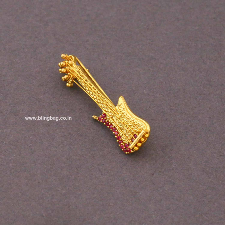 Golden Guitar Brooch