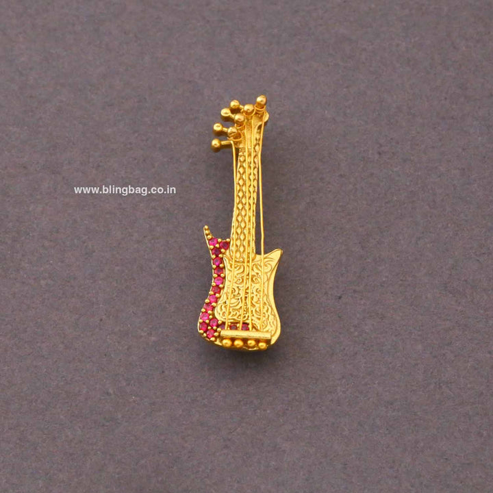 Golden Guitar Brooch