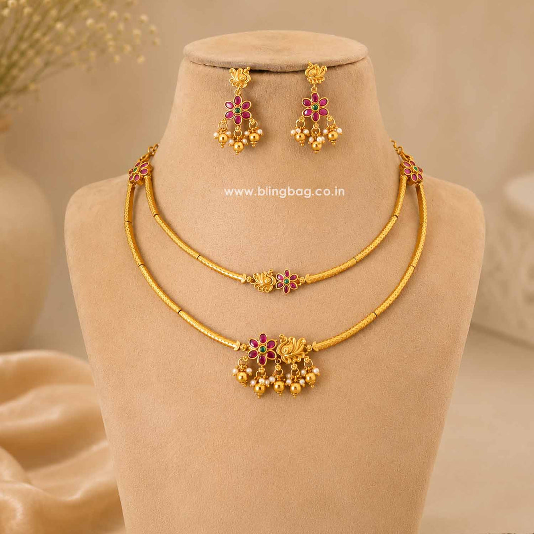Golden Gunitha Antique Jewellery Set - New Arrival