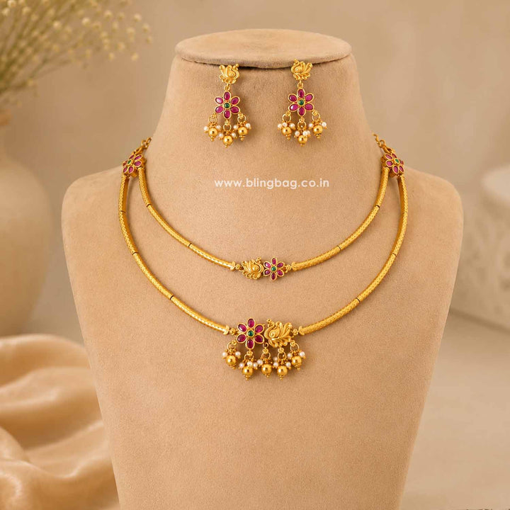 Golden Gunitha Antique Jewellery Set - New Arrival
