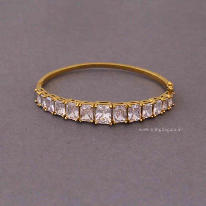 Golden Irenee Victorian Bracelet