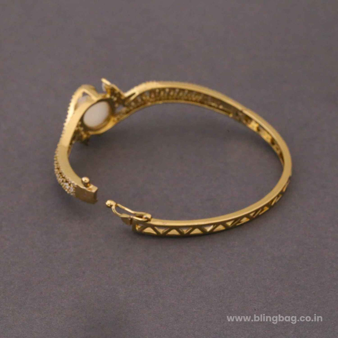 Golden Kanniet Victorian Bracelet