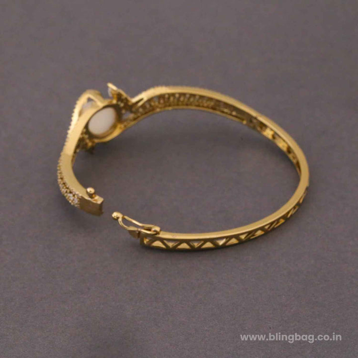 Golden Kanniet Victorian Bracelet