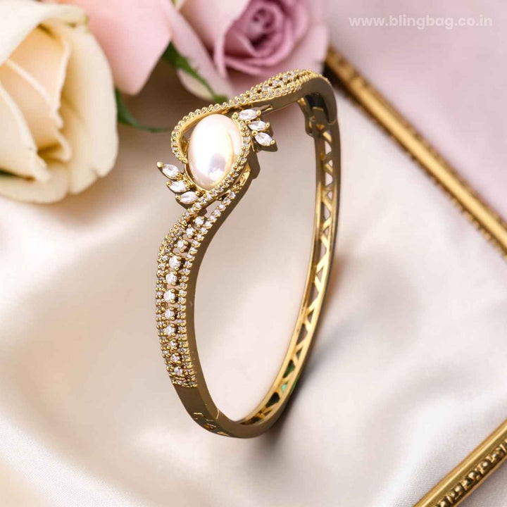 Golden Kanniet Victorian Bracelet