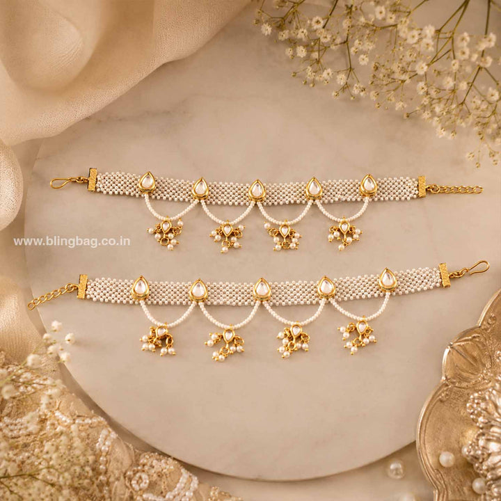 Golden Kaveena Antique Ear Chain