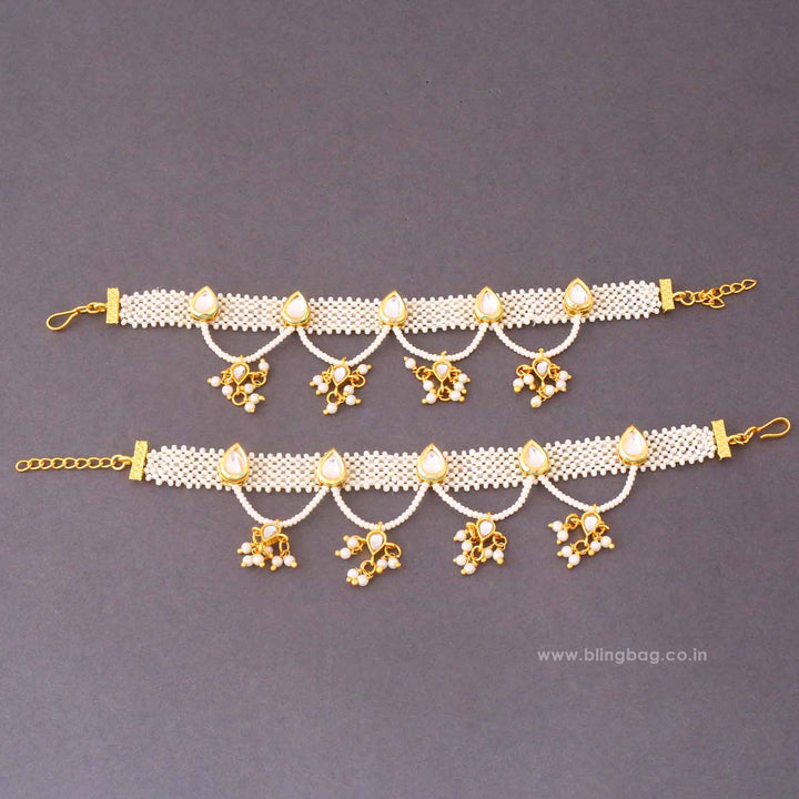 Golden Kaveena Antique Ear Chain