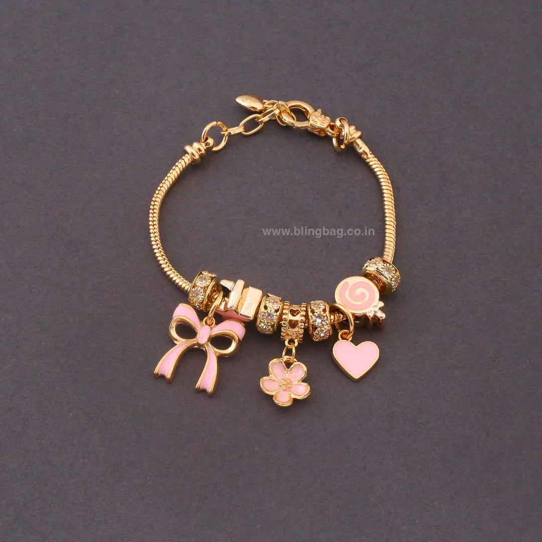 Golden Kyaris Adjustable Bracelet