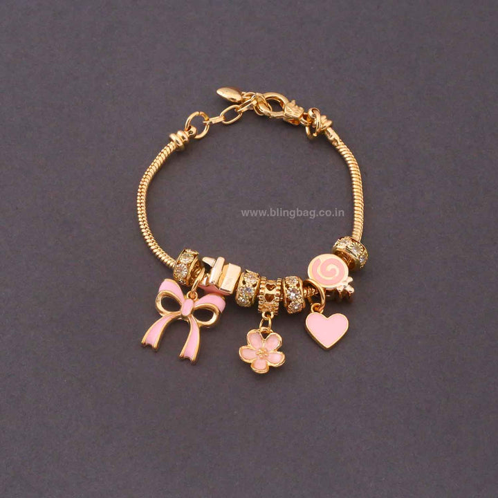 Golden Kyaris Adjustable Bracelet