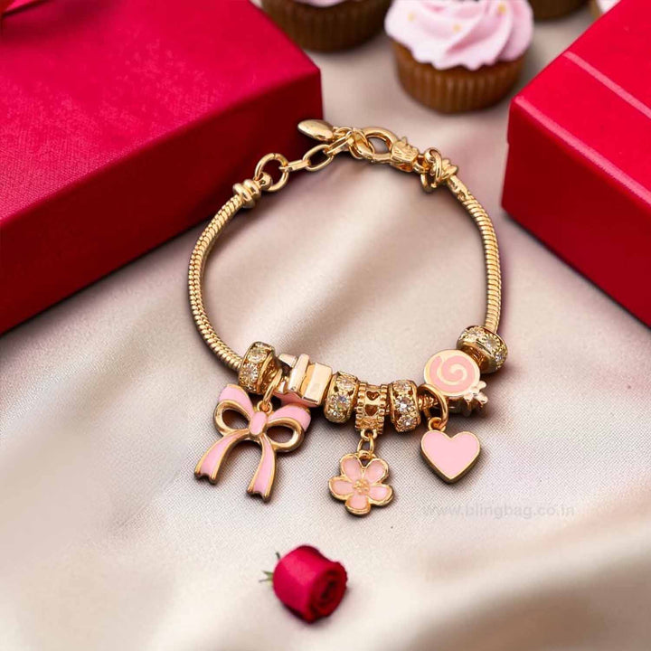 Golden Kyaris Adjustable Bracelet
