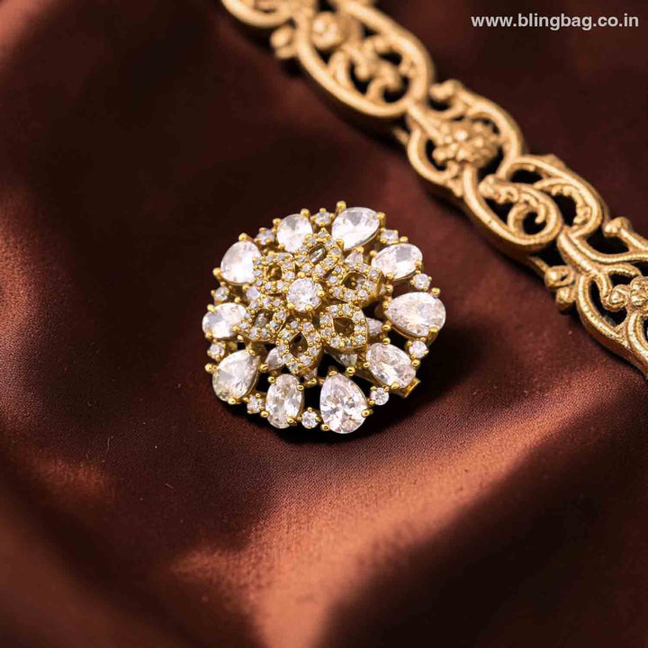 Golden Oriq Brooch