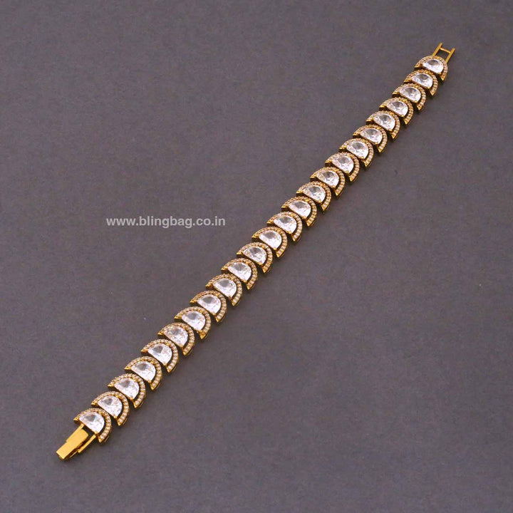 Golden Parrisa Victorian Bracelet