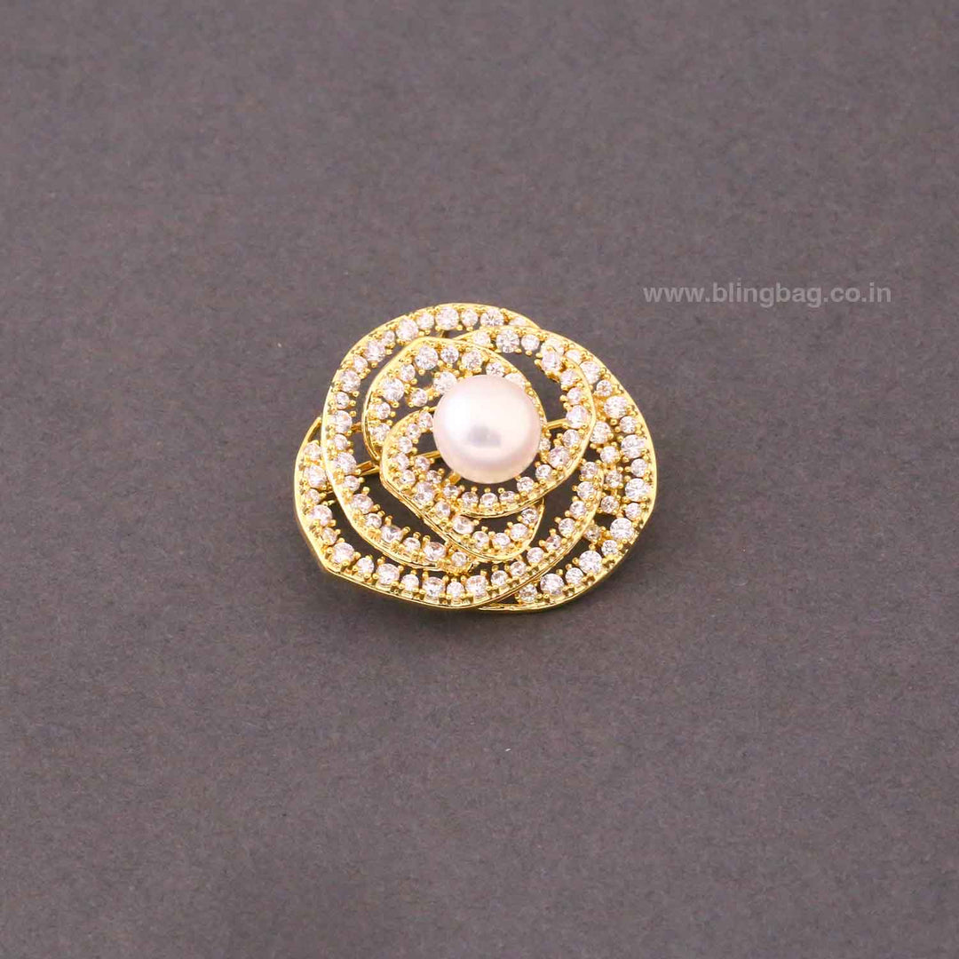 Golden Petal Nest Brooch