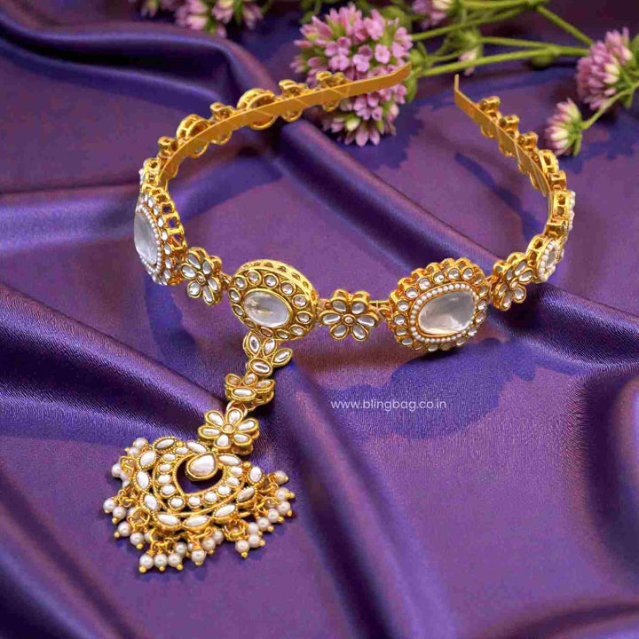 Golden Pihuya Hairband With Tikka