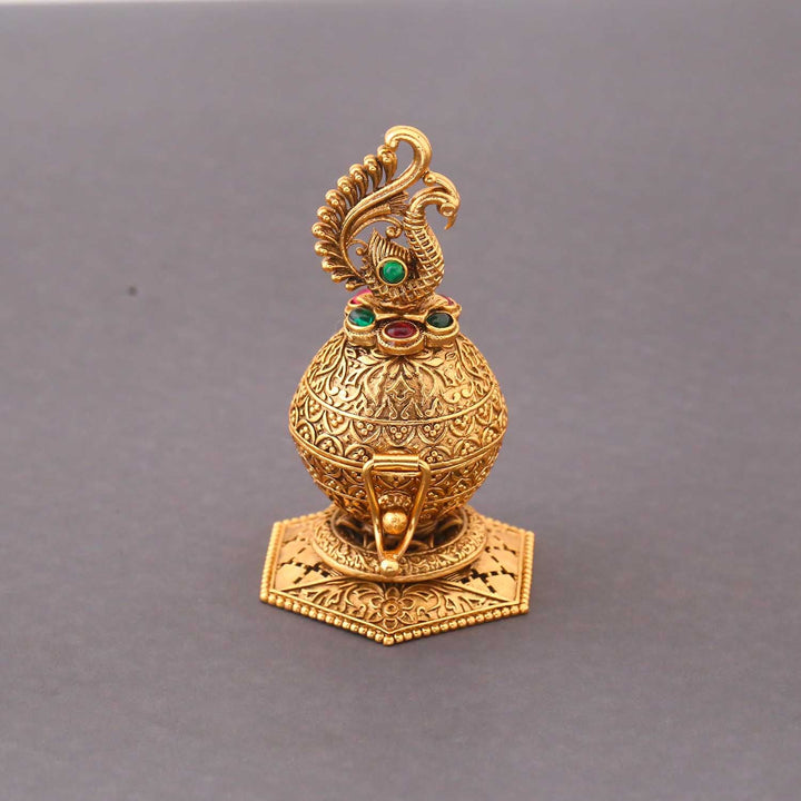 Golden Pragya Sindoor Dani