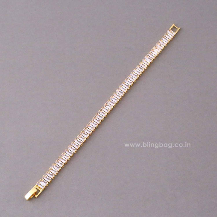 Golden  Shriya Bracelet Watch