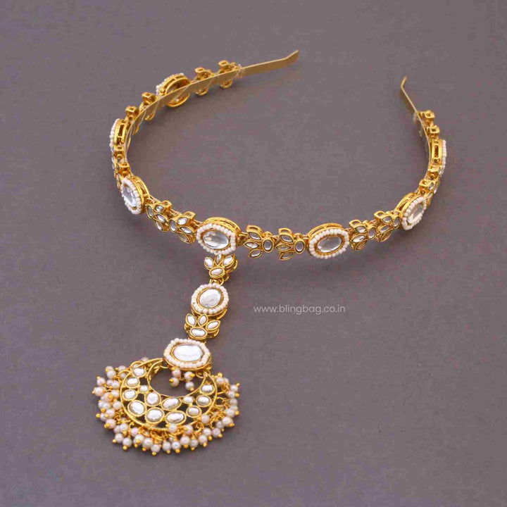Golden Siyaya Hairband With Tikka