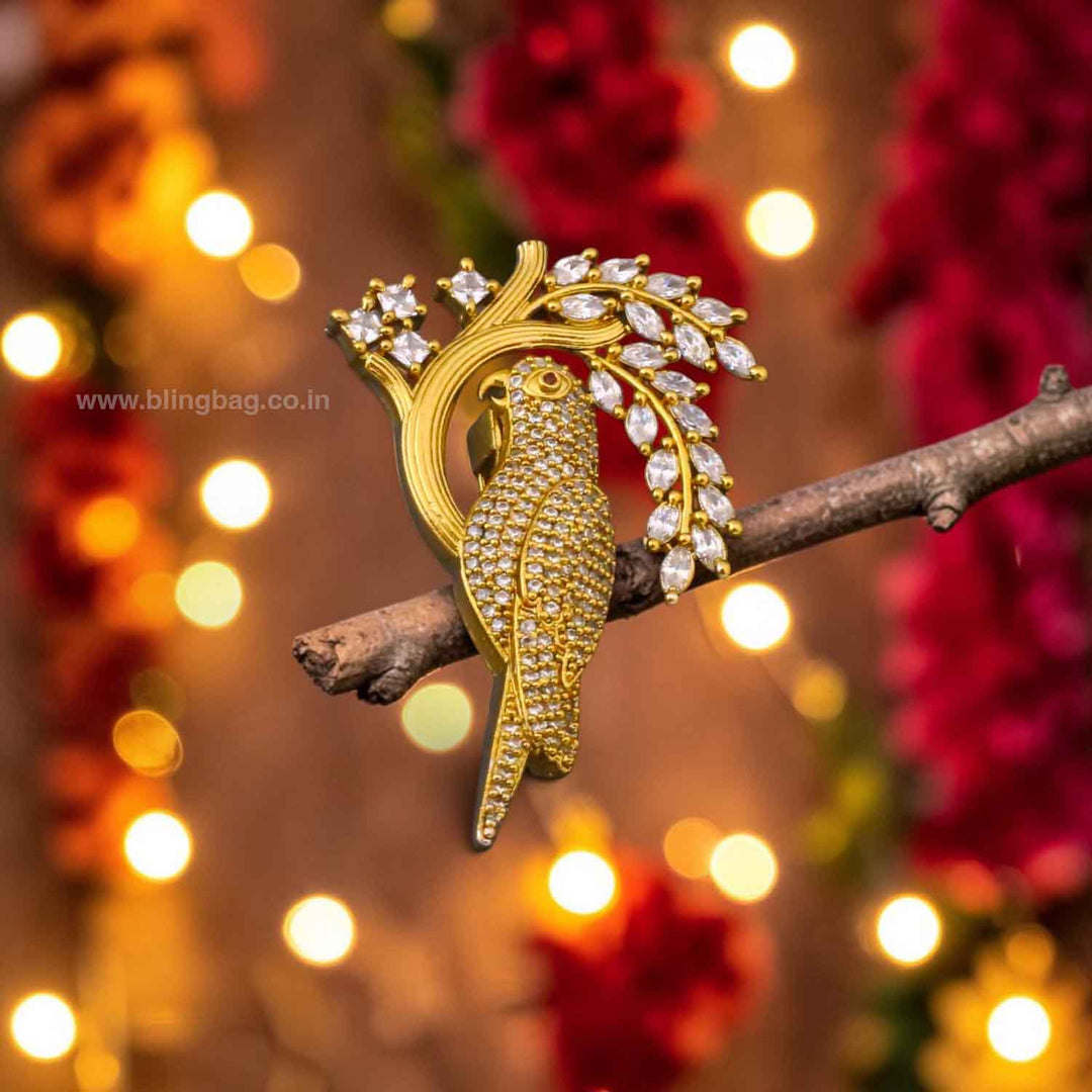 Golden Sparrow Royal Brooch