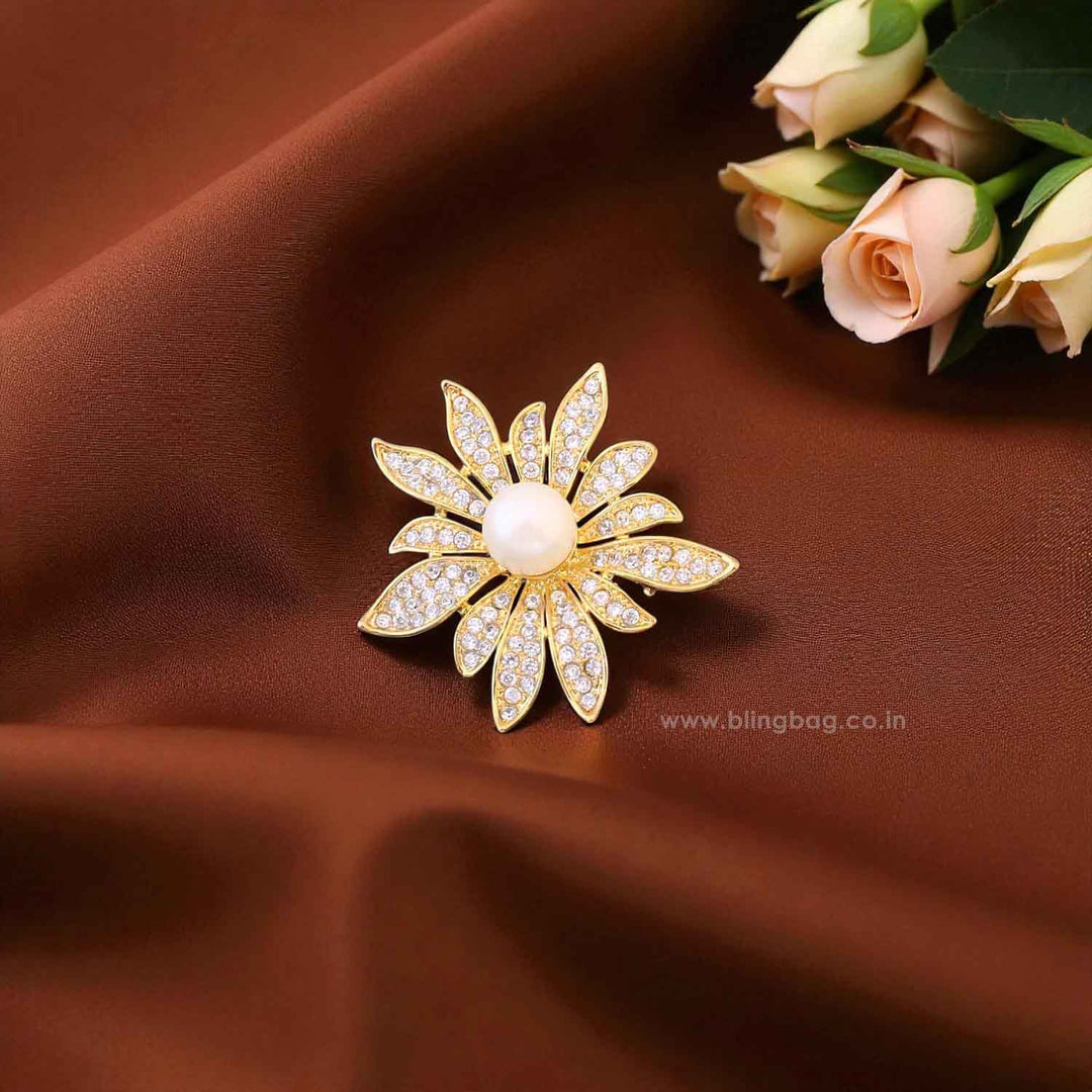 Golden Sunflower Brooch
