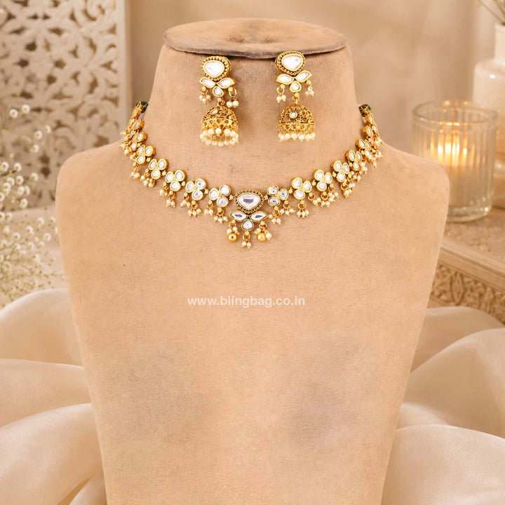 Golden Swaarati Rajwadi Jewellery Set