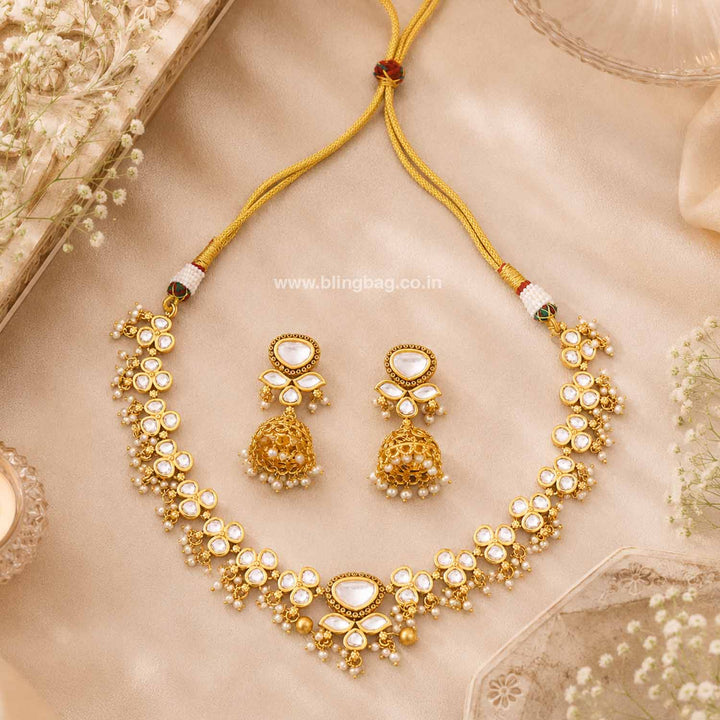 Golden Swaarati Rajwadi Jewellery Set