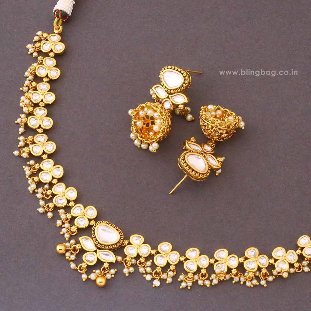 Golden Swaarati Rajwadi Jewellery Set