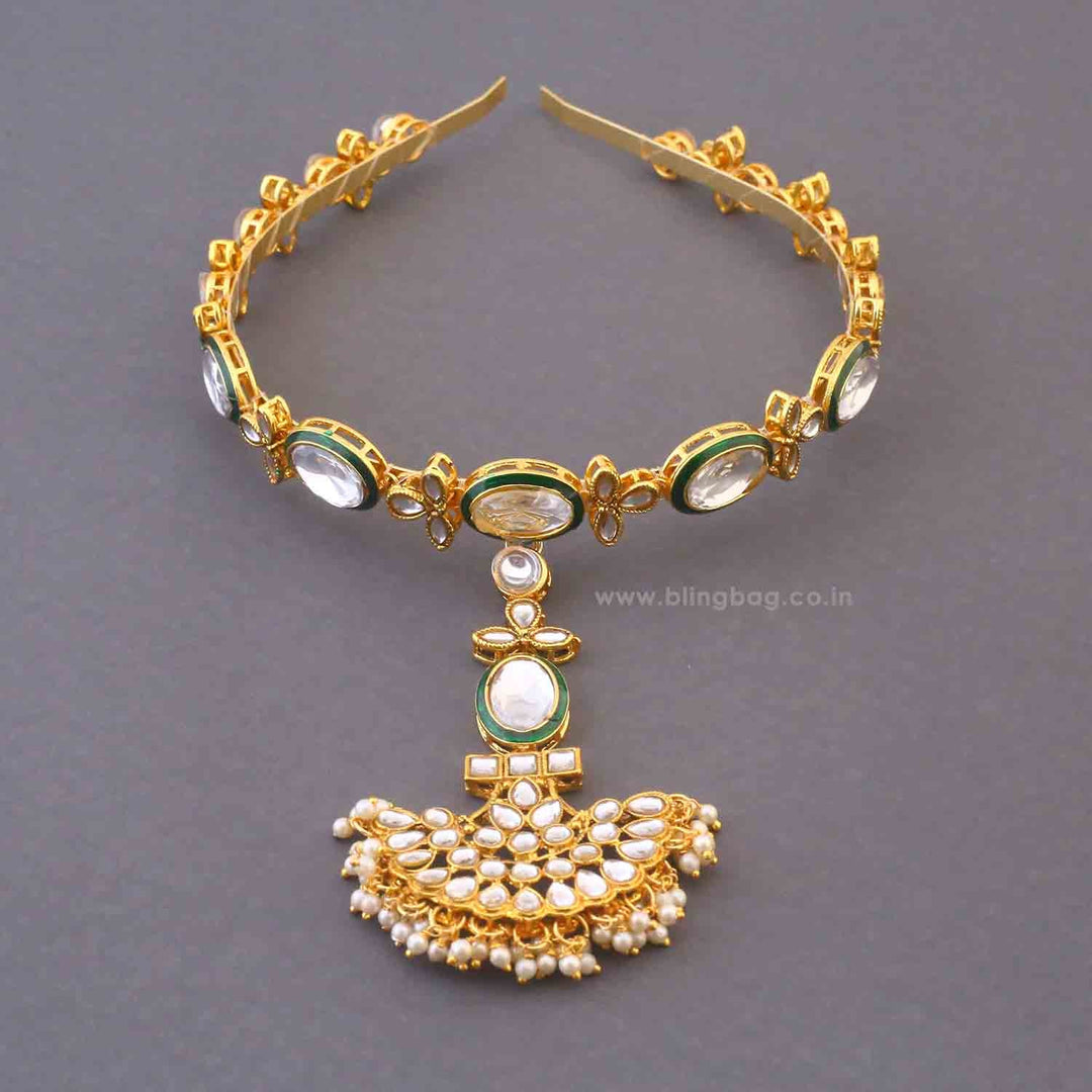 Golden Tulika Hairband With Tikka
