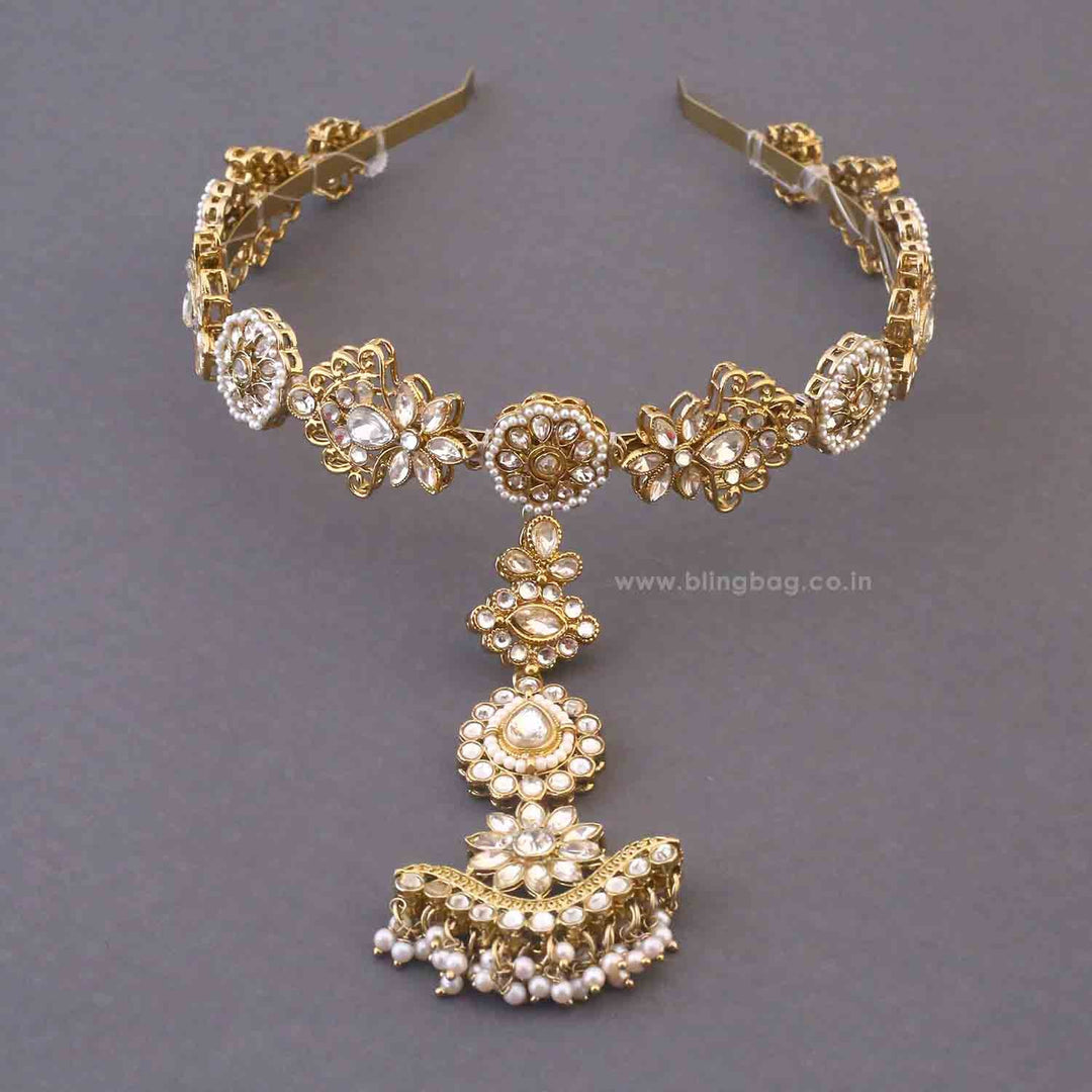 Golden Umangi Hairband With Tikka