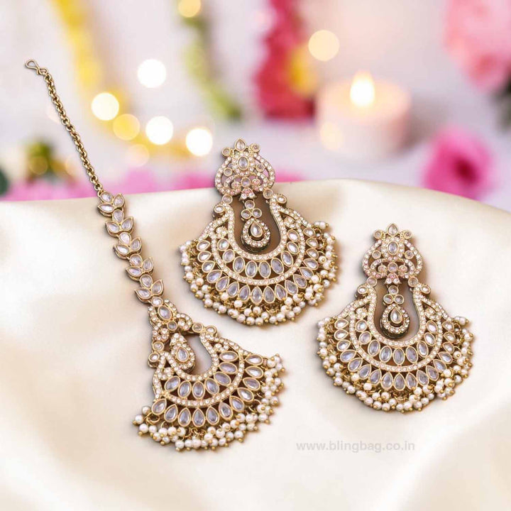 Golden Umyati Maang Tikka