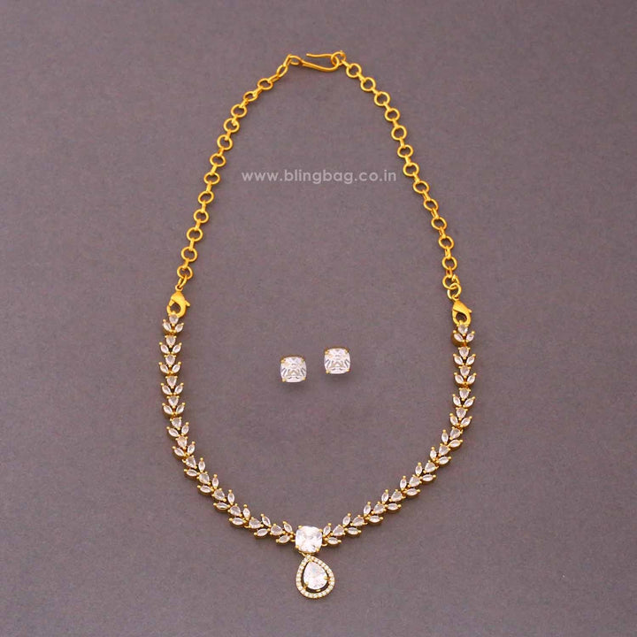 Golden Zipporah Victorian Jewellery Set - New Arrival