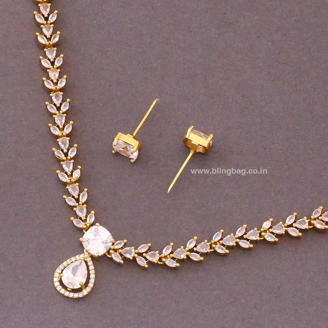 Golden Zipporah Victorian Jewellery Set - New Arrival