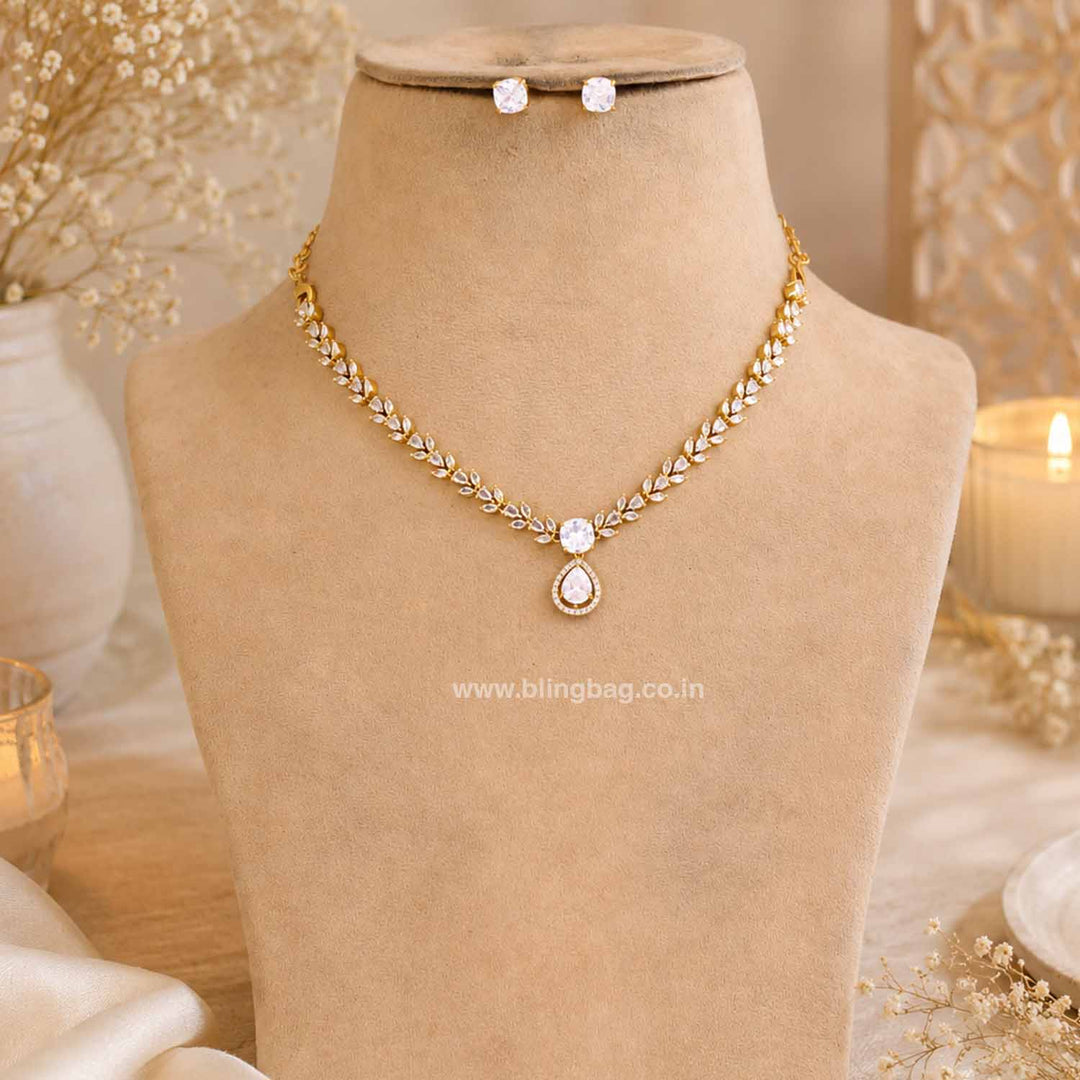 Golden Zipporah Victorian Jewellery Set - New Arrival