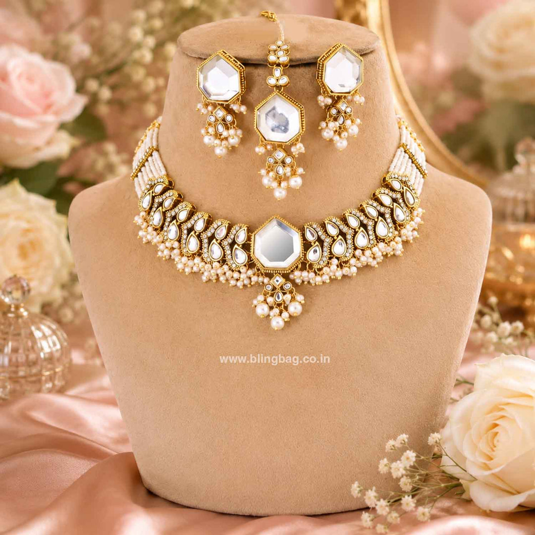 Ivory Aishika Kundan Jewellery Set