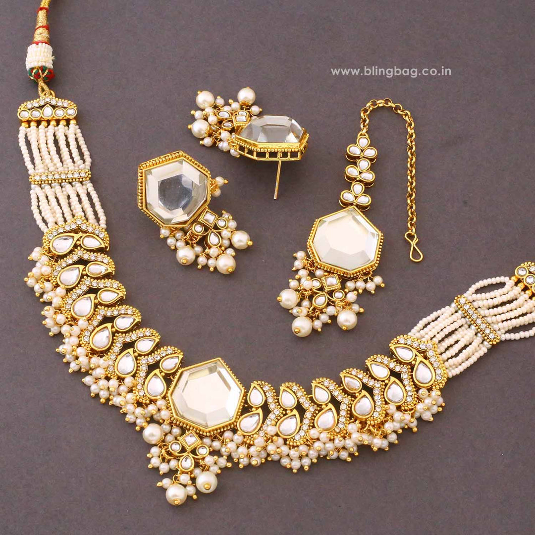 Ivory Aishika Kundan Jewellery Set