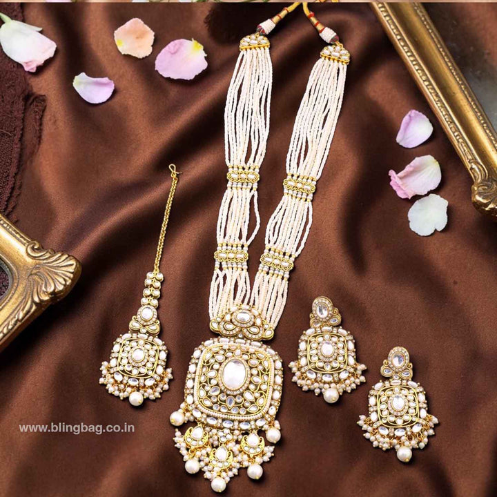 Ivory Aniyaa Kundan Jewellery Set