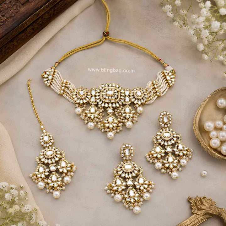 Ivory Dayanita Kundan Jewellery Set