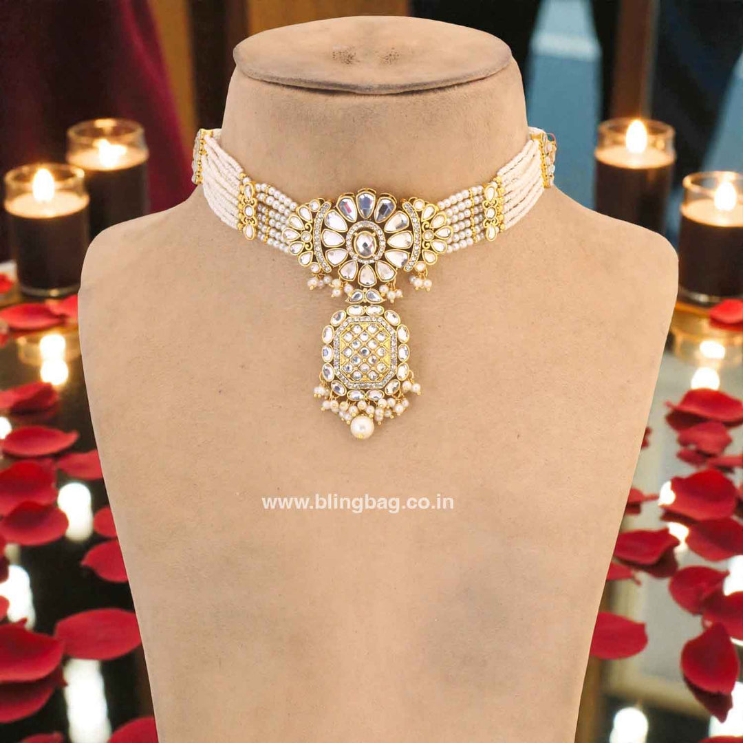 Ivory Dharini Kundan Jewellery Set