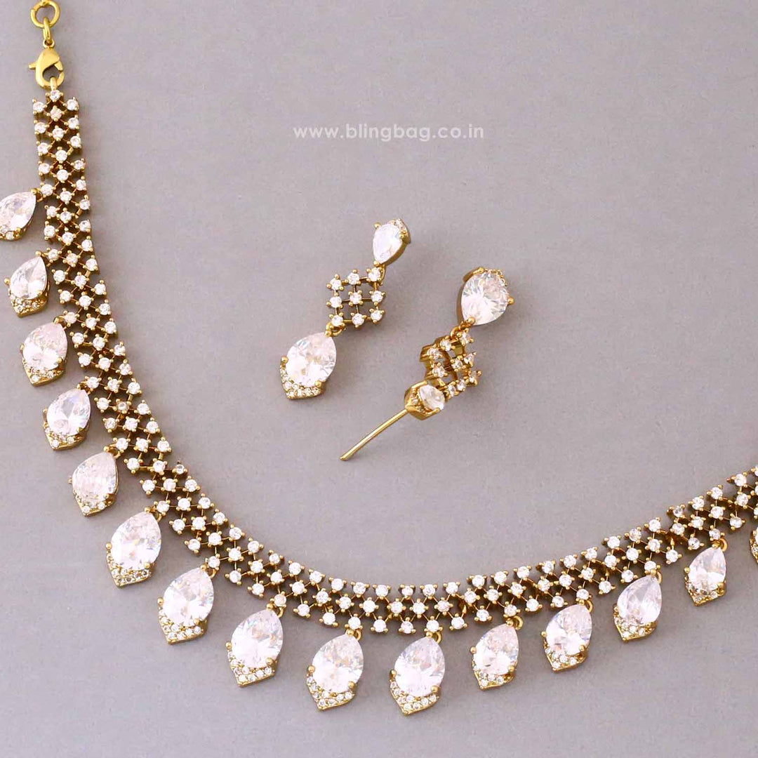 Ivory Empress Victorian Jewellery Set - New Arrival