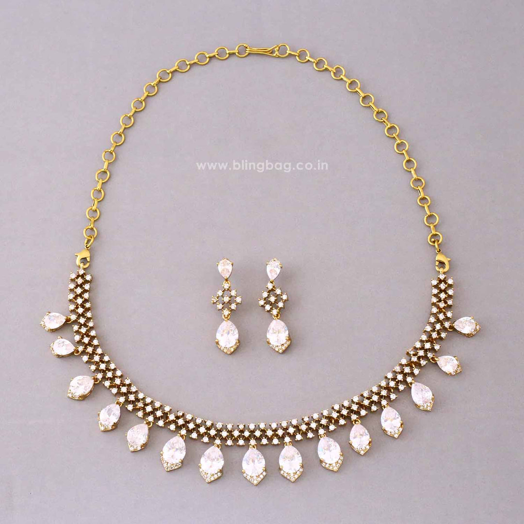 Ivory Empress Victorian Jewellery Set - New Arrival