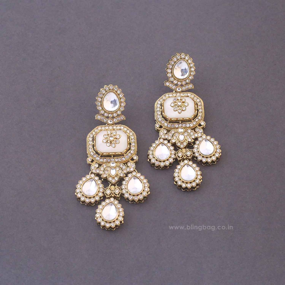 Ivory Labdhi Bridal Jewellery Set