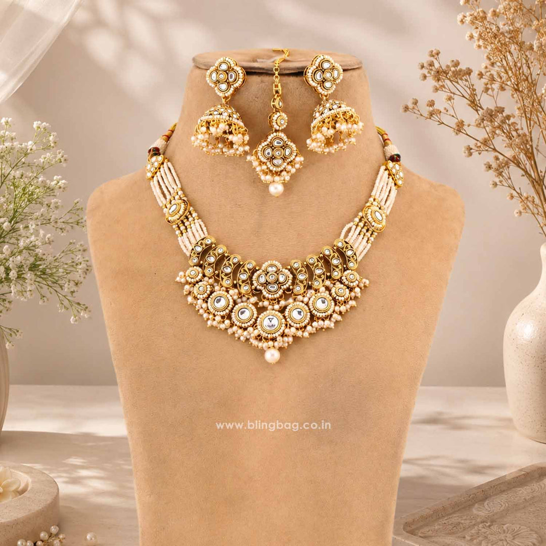 Ivory Lahari Kundan Jewellery Set