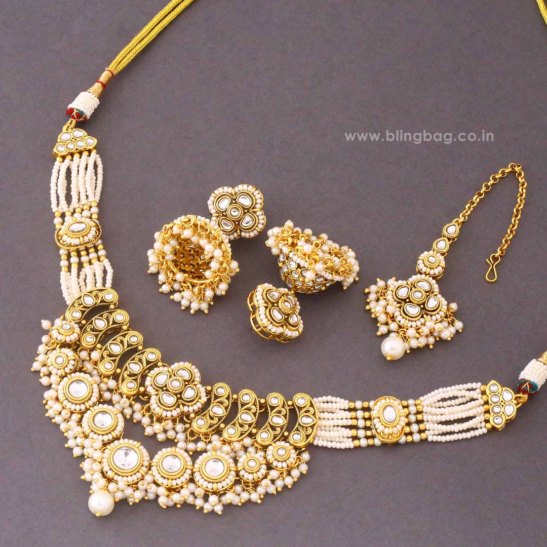 Ivory Lahari Kundan Jewellery Set