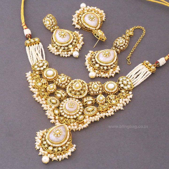 Ivory Lavaani Kundan Jewellery Set